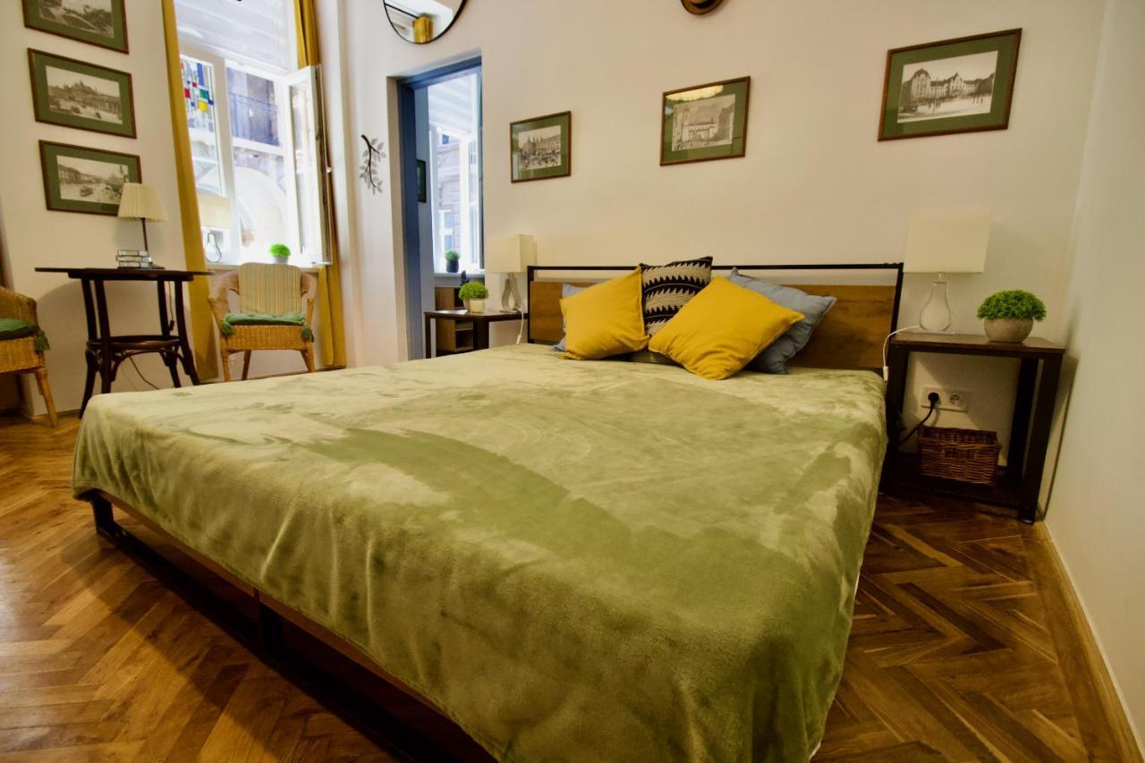 Downtown Lair Apartment บูดาเปสต์ ภายนอก รูปภาพ